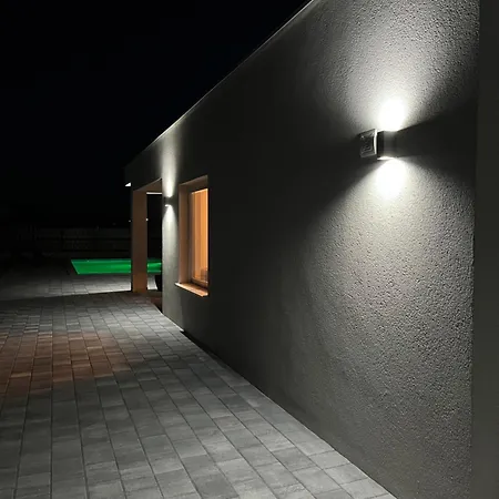 Feriehus Kuca Za Odmor 'luca'